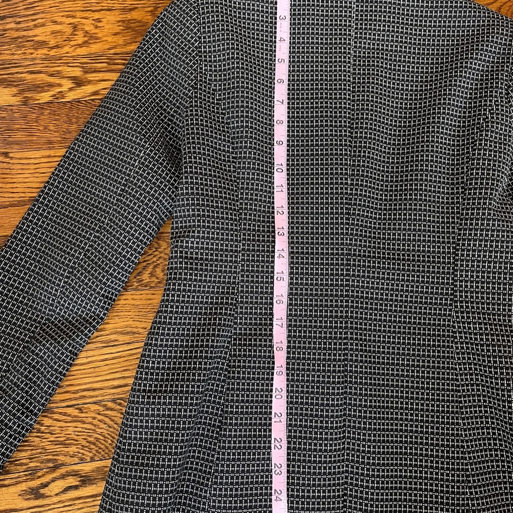 White House Black Market Blazer - Picture 6 of 8